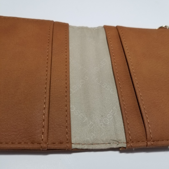 🚫SOLD🚫Rosetti▪︎Women's Small Wallet - Picture 4 of 13